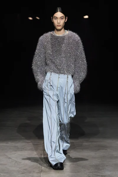 Look 51